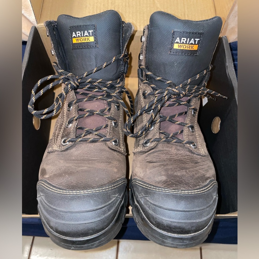 Men's Ariat work boots